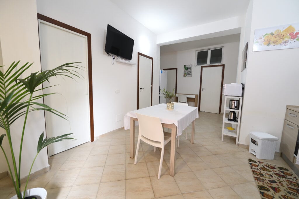 Terrasini Apartament for 8 Persons